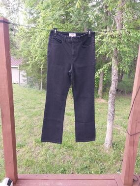 Wrangler Women’s Boot Cut Jeans in Black